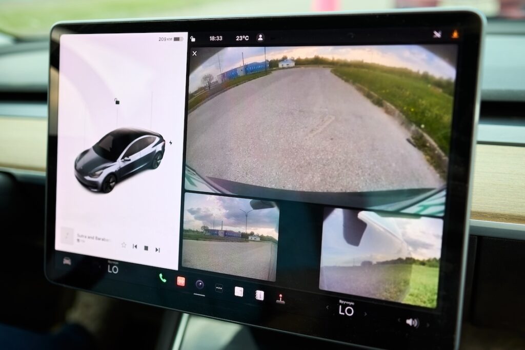 Für Unfallgeschädigte bedeutet das, dass Bild- und Videomaterial moderner Assistenz- und Kamerasysteme im Haftpflichtprozess an Gewicht gewinnt.