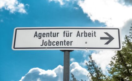 Keine Rückzahlung von Arbeitslosengeld bei Rechenfehlern der Arbeitsagentur.